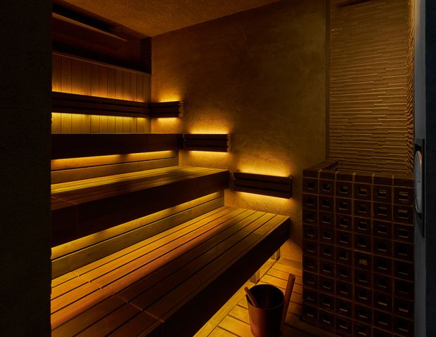 FAV LUX 鹿児島天文館